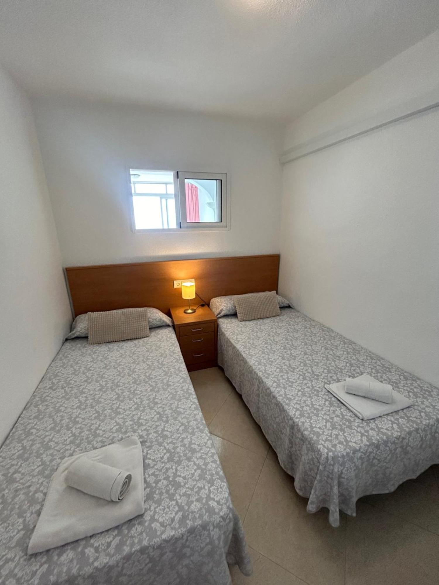 Las Damas - Aloturin Benidorm Bagian luar foto